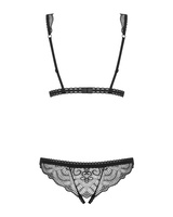 Body z otwartym krokiem