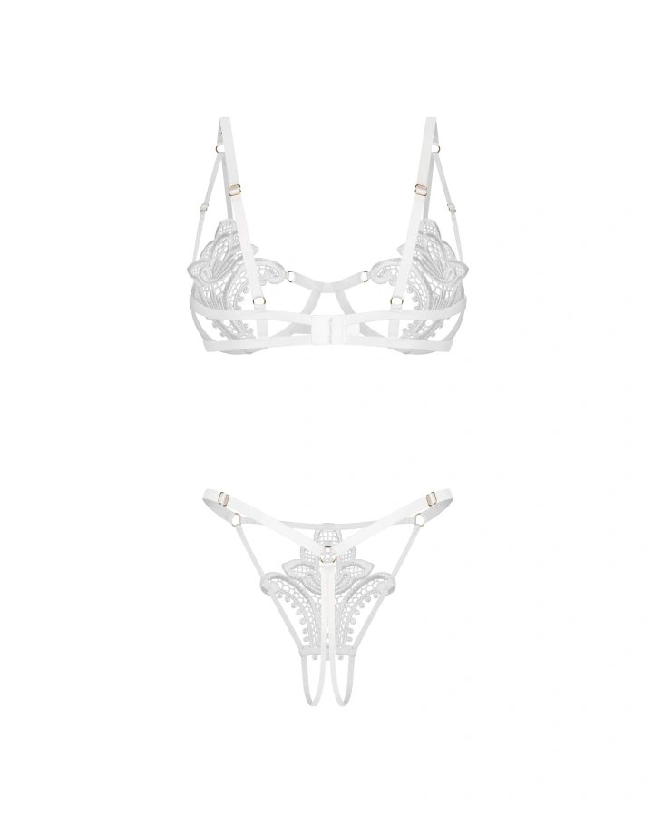 Biały komplet z koronką i ozdobnymi paskami