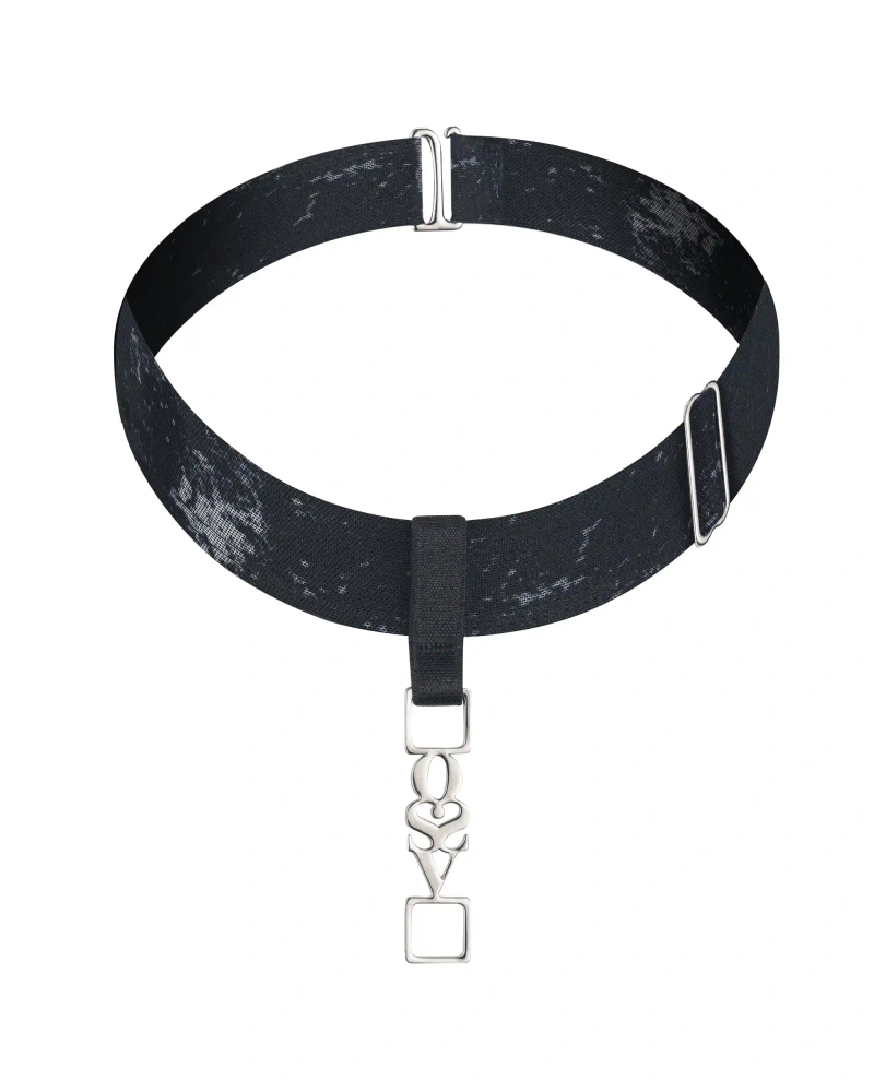 Choker ze srebrną zawieszką