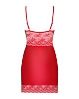 Czerwona koszulka nocna i stringi