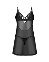 Zmysłowa, prześwitująca koszulka i stringi