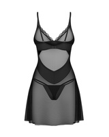 Prześwitująca koszulka i stringi 