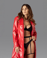 Czarny biustonosz typu balkonetka